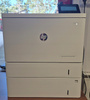 HP Color LaserJet Enterprise M555x | Drukarka laserowa kolorowa A4 | 38 str./min | Duplex | LAN Wi-Fi USB
