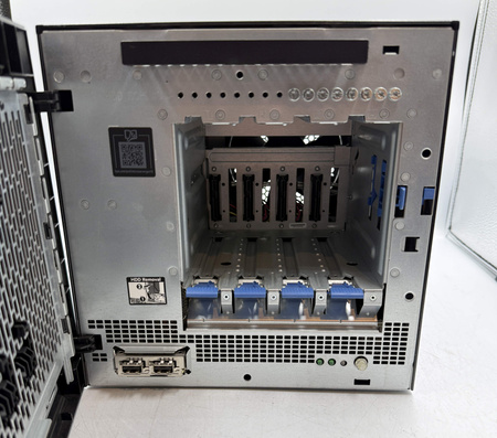 HP ProLiant MicroServer Gen10 | AMD Opteron X3421 | 16 GB DDR4 ECC | MicroServer Mini Tower | SATA (Marvell HBA/AHCI)