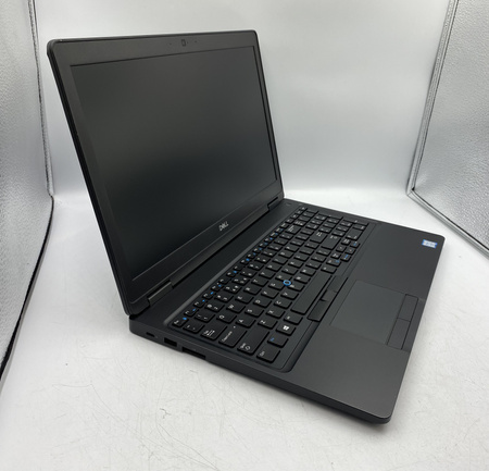Dell Latitude 5590 i5 (8. gen.) | 16 GB RAM | 256 GB SSD M.2 | 15,6" FHD | Windows 11 Pro