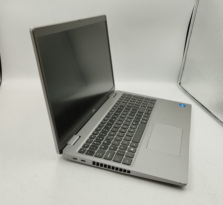 Dell Latitude 5520 i5-1145G7 | 16 GB RAM | 256 GB SSD NVMe | 15,6" FHD | Windows 11 Pro