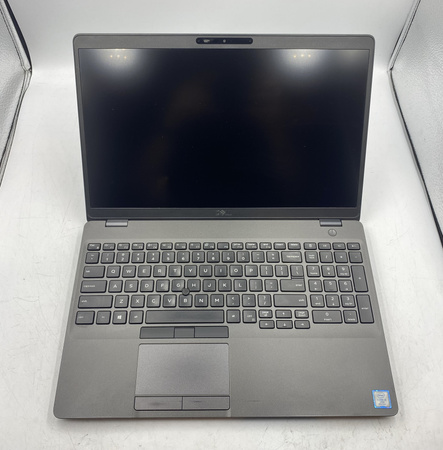 Dell Latitude 5501 i5-9400H | 16 GB RAM | 512 GB SSD | NVIDIA MX150 | 15,6″ FHD | Windows 11 Pro
